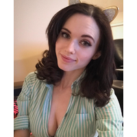 amouranth - BLXY6BjA4qe-6JHbKvYS-226MpYFr.jpg